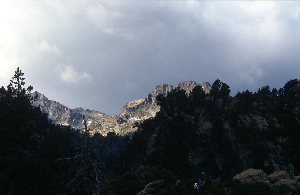 1996_08x008.jpg - Vallée de Gerber, crêtes de Bonaïga