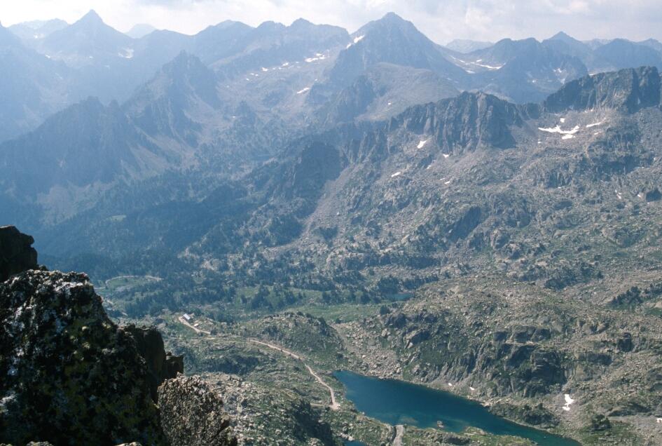 1996_08x170.jpg - Tuc de Saboredo, vue sud (Estany Sant Maurici)