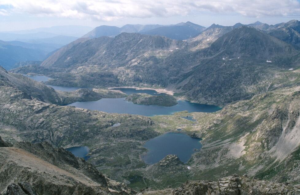 1996_08x238.jpg - Pic de Subenuix, vue sud (Estany de Cubeisso)