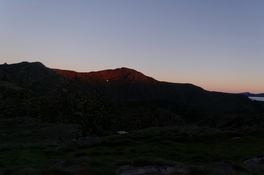 IMGP7755_dxo.jpg - lever de soleil depuis la cabane de Neych