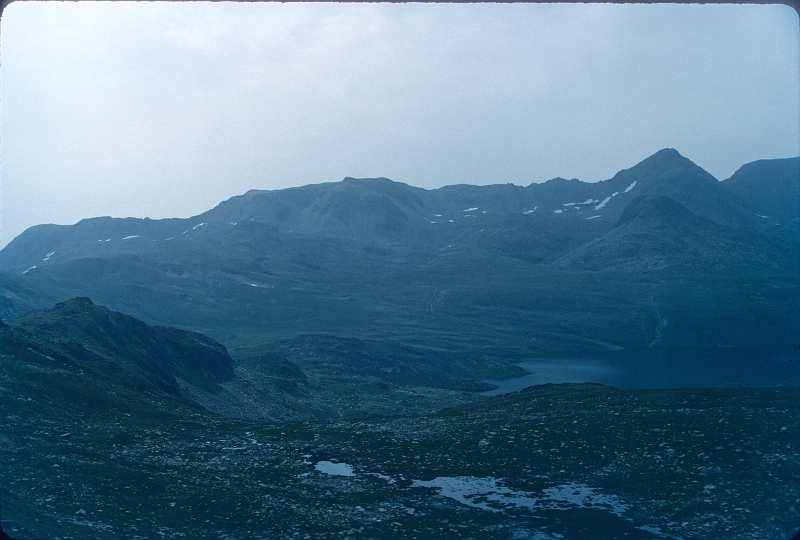 198708xx_023.jpg - En descendant du Col de Coume d'Agnel