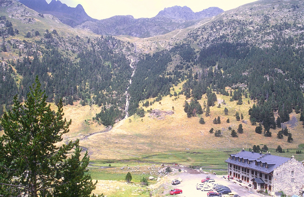 1998-08-662_.jpg - Hospital de Benasque